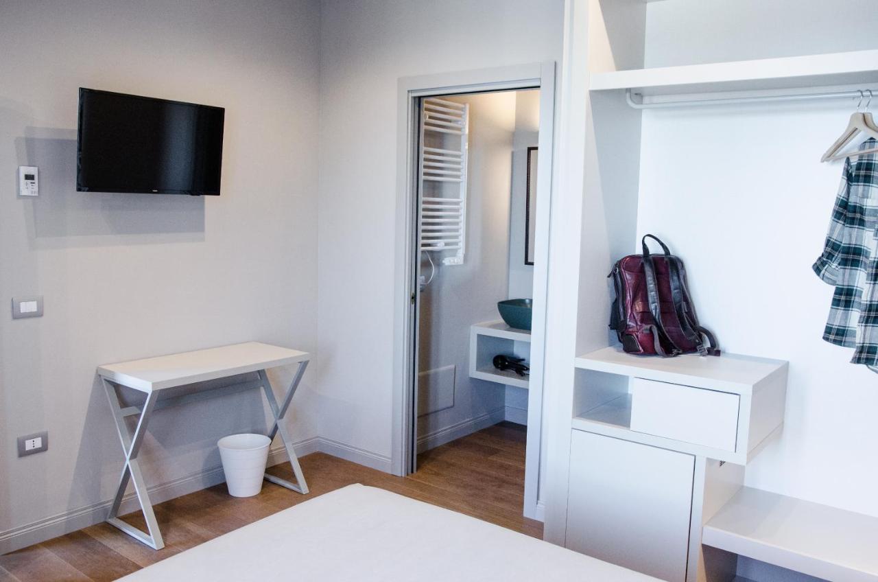 Diecidodici Boutiquerooms Sirolo Esterno foto